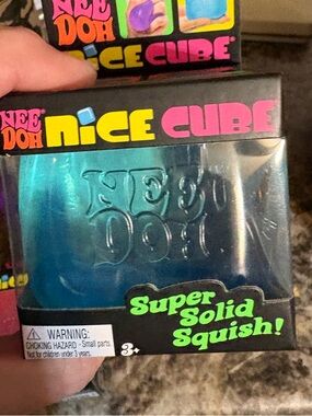 Ni-CE Cube Super Solid Squish - Blue